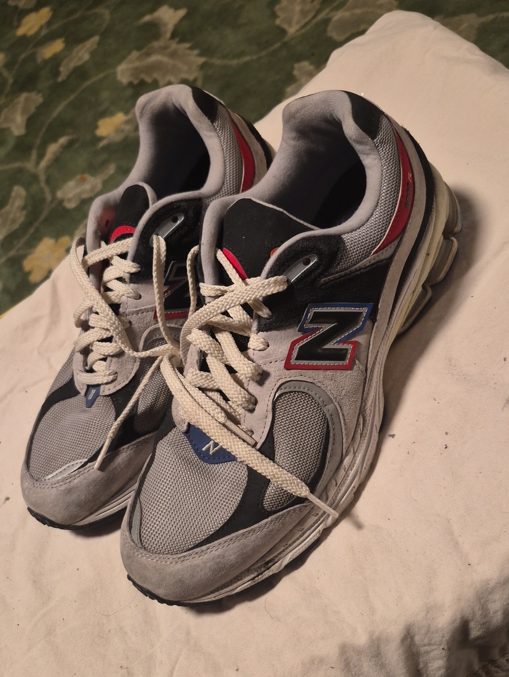 New Balance Gray, Red & Blue Men’s Athletic Sneakers
